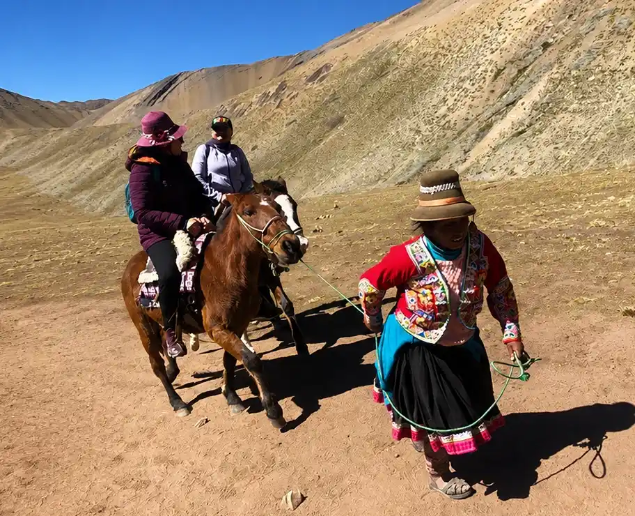 Group of travelers starting the Rainbow Mountain trek in Cusco, Peru | Inca Culture Travel 